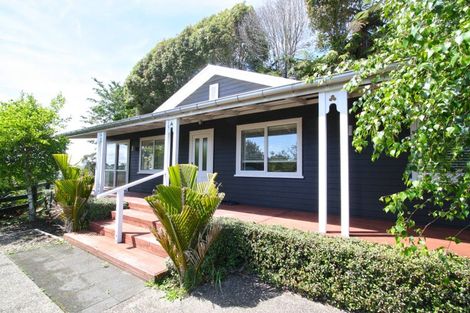 Photo of property in 465 Mangorei Road, Highlands Park, New Plymouth, 4312