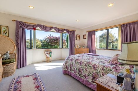Photo of property in 1 Curnow Place, Leamington, Cambridge, 3432