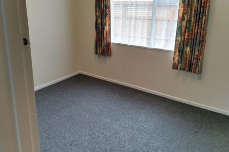 Photo of property in 7a Lincoln Grove, Wainuiomata, Lower Hutt, 5014