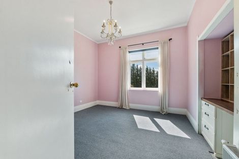 Photo of property in 1106 Egmont Road, Egmont Village, New Plymouth, 4372