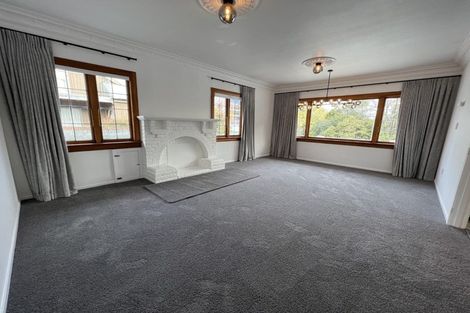 Photo of property in 10 Karina Terrace, Roslyn, Palmerston North, 4414