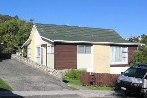 Photo of property in 12 Burdendale Grove, Churton Park, Wellington, 6037