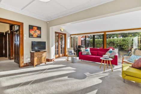 Photo of property in 7 Leven Street, Roslyn, Dunedin, 9010