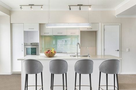 Photo of property in 116 Landmark Terrace, Orewa, 0931