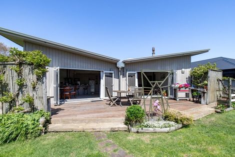 Photo of property in 2 Benner Drive, Ngatea, 3503