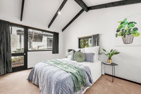 Photo of property in 8 Freemans Way, Pinehaven, Upper Hutt, 5019