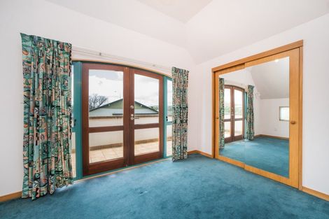 Photo of property in 3 Balcairn Place, Terrace End, Palmerston North, 4410