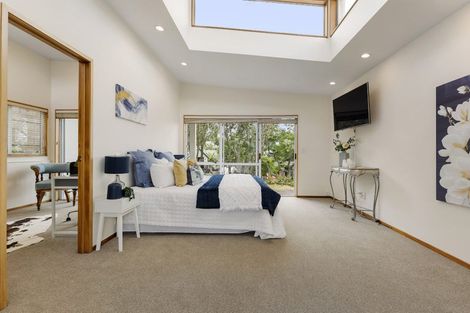 Photo of property in 193 Sandspit Road, Shelly Park, Auckland, 2014