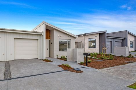 Photo of property in 6 Te Awapu Crescent, Takanini, 2112