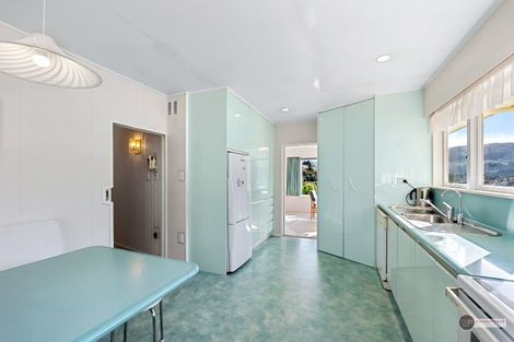 Photo of property in 33 James Grove, Stokes Valley, Lower Hutt, 5019
