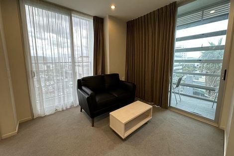 Photo of property in 1507/17 Osterley Way, Manukau, Auckland, 2104