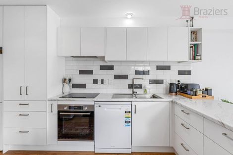 Photo of property in 36 Peverel Street, Riccarton, Christchurch, 8041