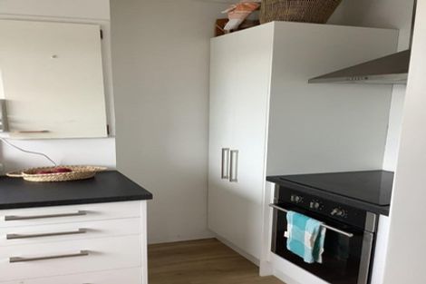 Photo of property in 12 Lonsdale Street, New Brighton, Christchurch, 8083