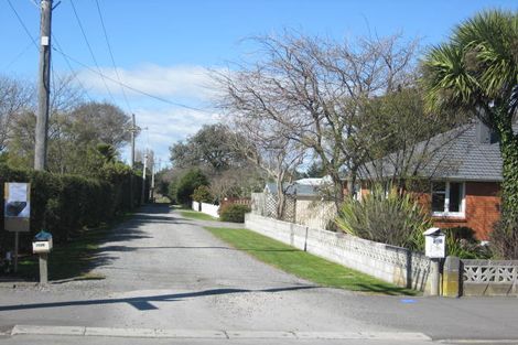 Photo of property in 250a High Street North, Carterton, 5713