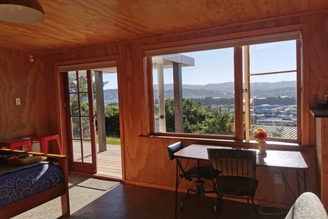 Photo of property in 67 Townsend Road, Miramar, Wellington, 6022