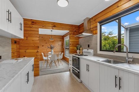 Photo of property in 293 Burwood Road, Burwood, Christchurch, 8083