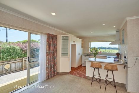 Photo of property in 96 Kelvin Grove Road, Kelvin Grove, Palmerston North, 4414