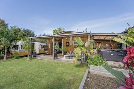 Photo of property in 8 Laycock Road, Tairua, 3508