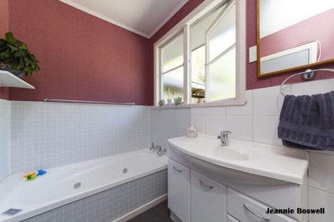 Photo of property in 49 Sandon Road, Feilding, 4702