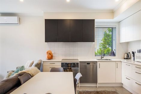 Photo of property in 4/2 Warrant Officer Lane, Hobsonville, Auckland, 0616