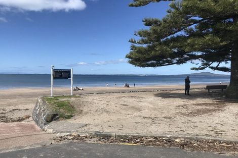 Photo of property in 2/11 Montrose Terrace, Mairangi Bay, Auckland, 0630