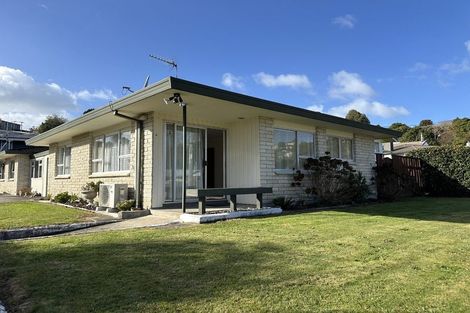 Photo of property in 11a Crombie Street, Bellevue, Tauranga, 3110