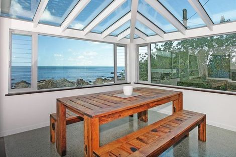 Photo of property in 150 The Esplanade, Houghton Bay, Wellington, 6023