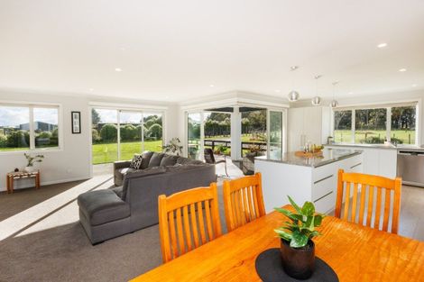 Photo of property in 106 Reid Line East, Aorangi, Feilding, 4775