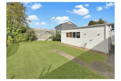 Photo of property in 86 Stillwater Place, Westbrook, Palmerston North, 4412