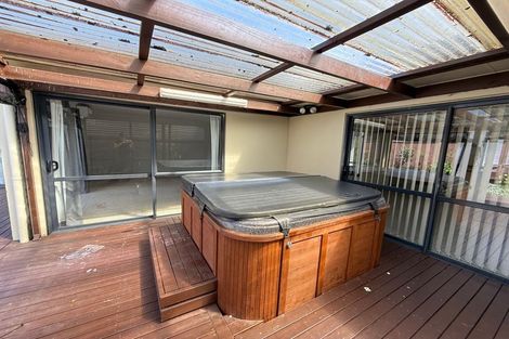 Photo of property in 311 Chapel Road, Flat Bush, Auckland, 2016