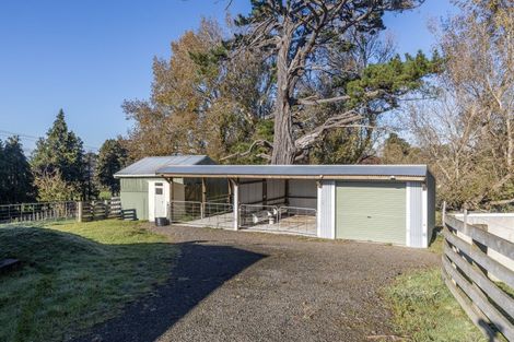 Photo of property in 208 Adelaide Road, Dannevirke, 4930