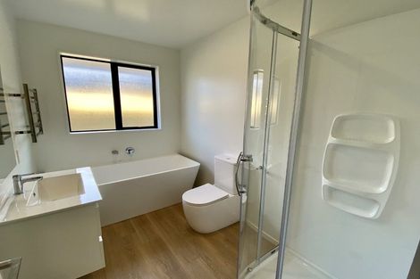 Photo of property in 72 Crossley Avenue, Woodend, 7610