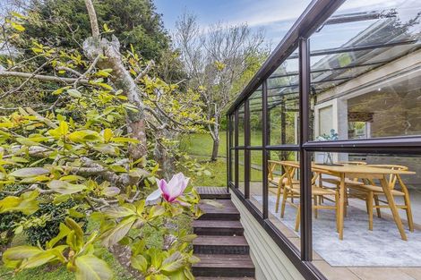Photo of property in 16 Tawa Terrace, Tawa, Wellington, 5028