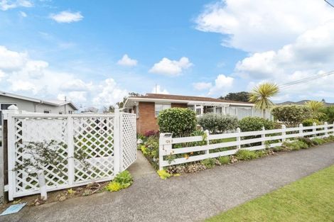Photo of property in 124b Govett Avenue, Frankleigh Park, New Plymouth, 4310