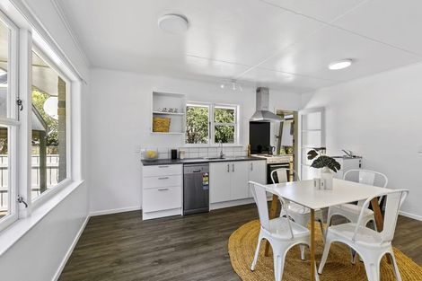 Photo of property in 14 Norton Park Avenue, Fairfield, Lower Hutt, 5011