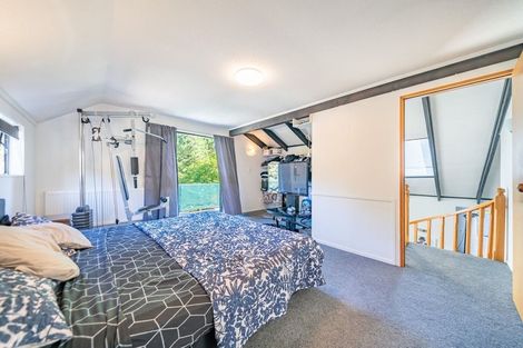 Photo of property in 27 Postgate Drive, Whitby, Porirua, 5024