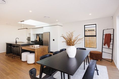 Photo of property in 68 Freedom Drive, Kelvin Grove, Palmerston North, 4414