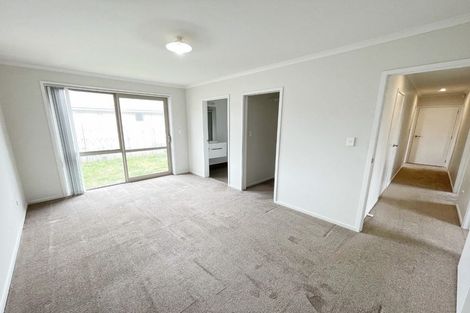 Photo of property in 19 Perla Road, Pukekohe, 2120