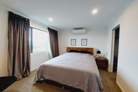 Photo of property in 40 Hobsonville Point Road, Hobsonville, Auckland, 0616