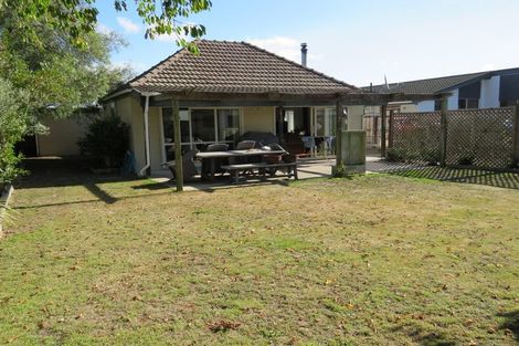 Photo of property in 12 Heathglen Avenue, Parklands, Christchurch, 8083