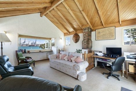 Photo of property in 28 Queens Parade, Devonport, Auckland, 0624