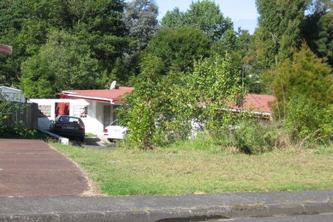 Photo of property in 1/2 Flavia Close, Torbay, Auckland, 0630
