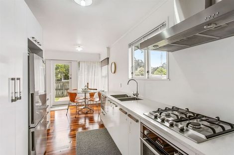 Photo of property in 29 Woodside Road, Massey, Auckland, 0614