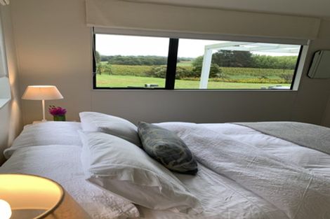 Photo of property in 43 Anderson Road, Matakana, Warkworth, 0985