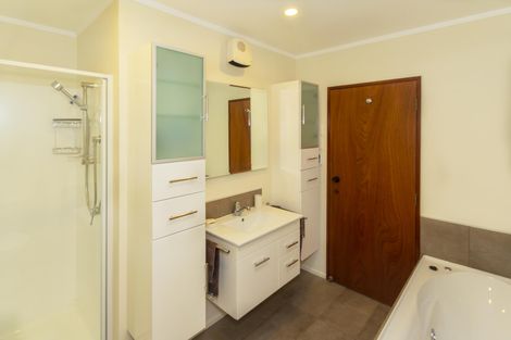 Photo of property in 120 Reservoir Road, Oamaru North, Oamaru, 9400