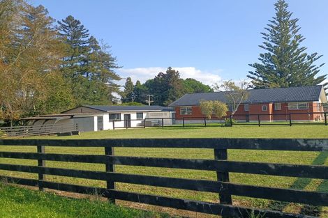 Photo of property in 4 Berkers Road, Ngahinapouri, Hamilton, 3290