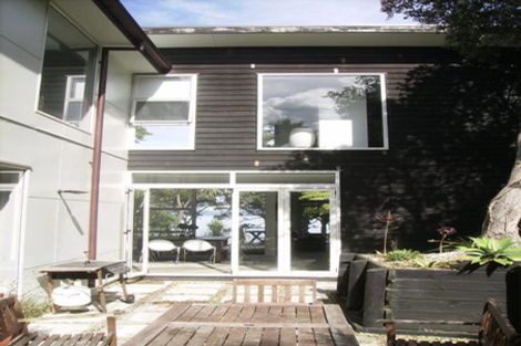 Photo of property in 53 Arapito Road, Titirangi, Auckland, 0604