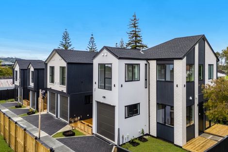 Photo of property in 23b Wanaka Place, Pakuranga Heights, Auckland, 2010