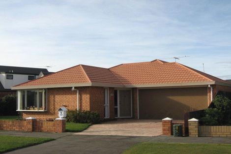 Photo of property in 4 Cardigan Bay Place, Addington, Christchurch, 8024