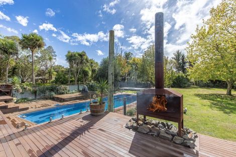 Photo of property in 2383 State Highway 2, Waipukurau, 4200